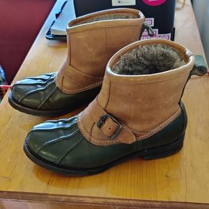 Frye Duck Boots Size 7